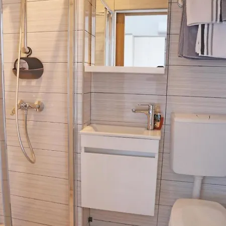 In With Seaview, Balcony, Air Condition, Wifi Корчула