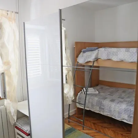 In With Seaview, Balcony, Air Condition, Wifi Корчула
