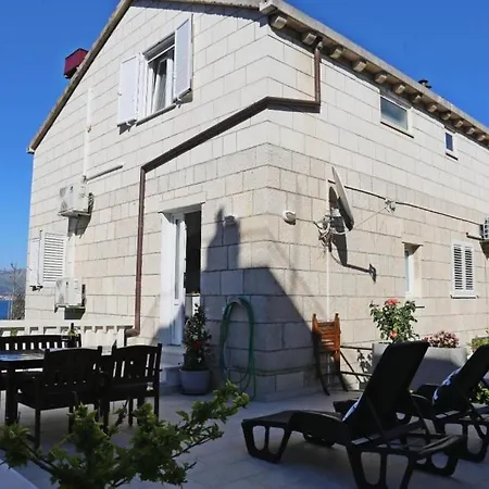 Lägenhet In With Seaview, Balcony, Air Condition, Wifi *